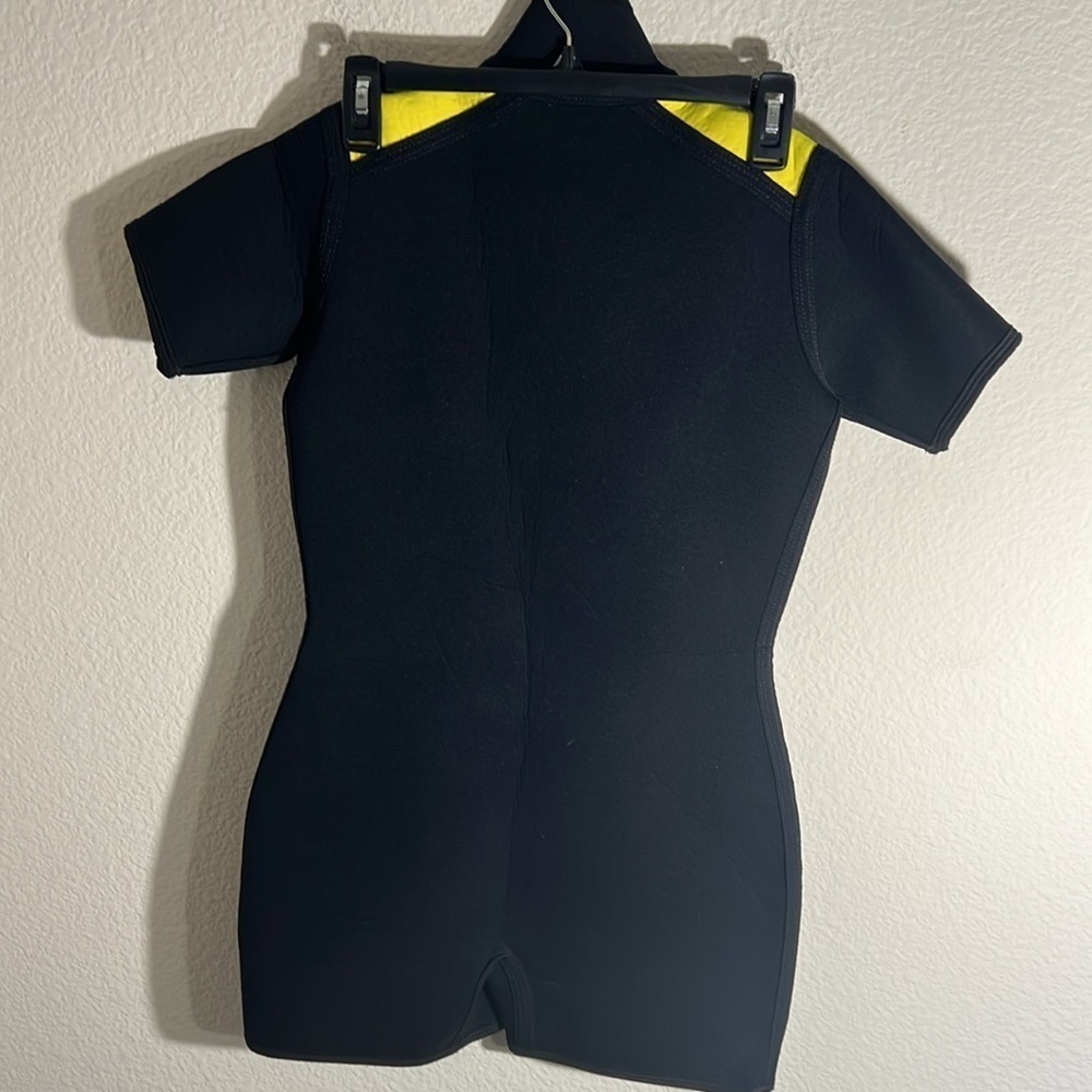 Henderson Women’s Wetsuit Dive Wear 3 mm Scuba Shorty Size L diving vacation - Picture 5 of 5